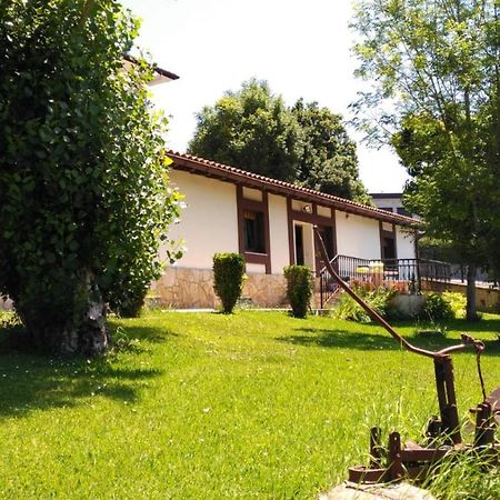 Makala Apartamentuak Zarautz Buitenkant foto