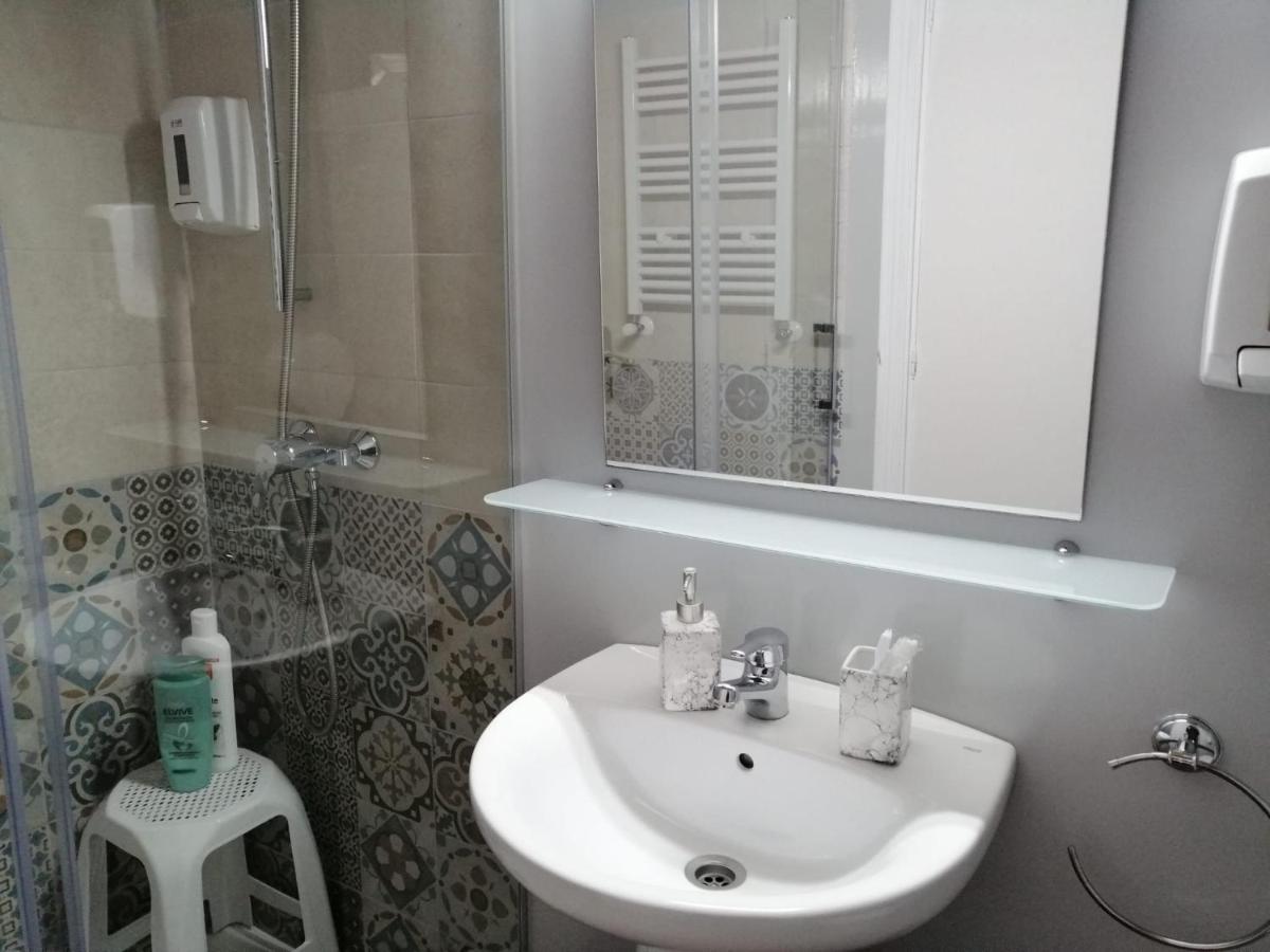 Makala Apartamentuak Zarautz Buitenkant foto