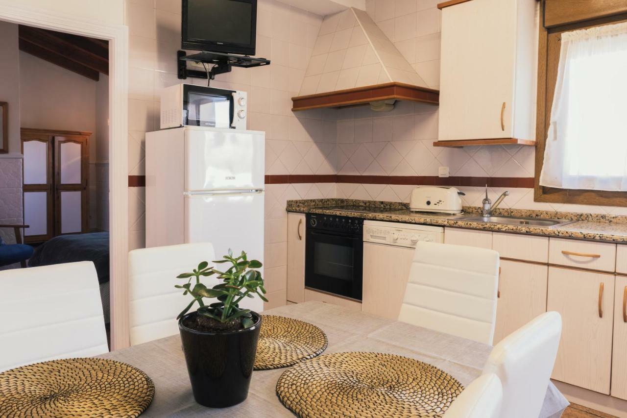 Makala Apartamentuak Zarautz Buitenkant foto
